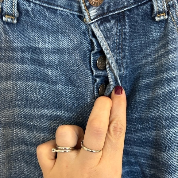 Hollister button fly men’s 32 x 34 distressed denim jeans - Picture 8 of 8